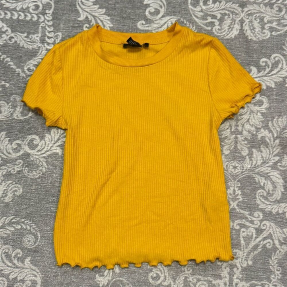 Forever 21 Women's Yellow Cropped Tee Lettuce Edge Hem Size S